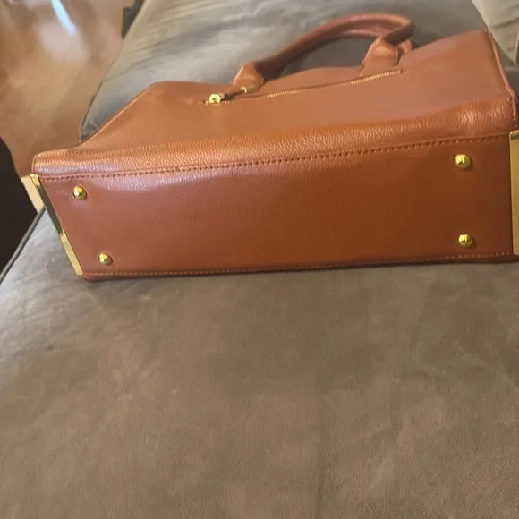 Joy & Iman Brown Leather Tote with Gold Hardware - Picture 12 of 15